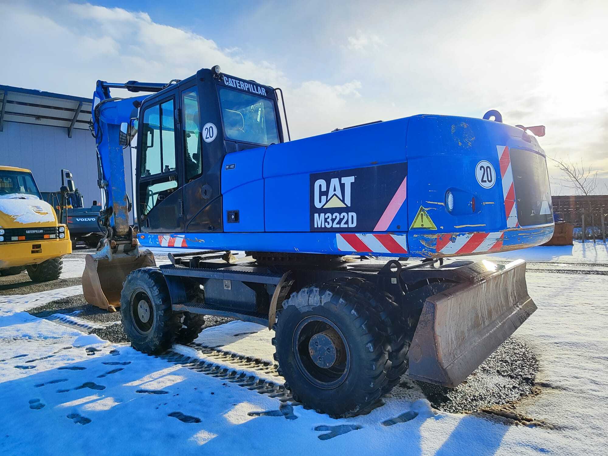 2010 كاتربيلر M322D-45542683