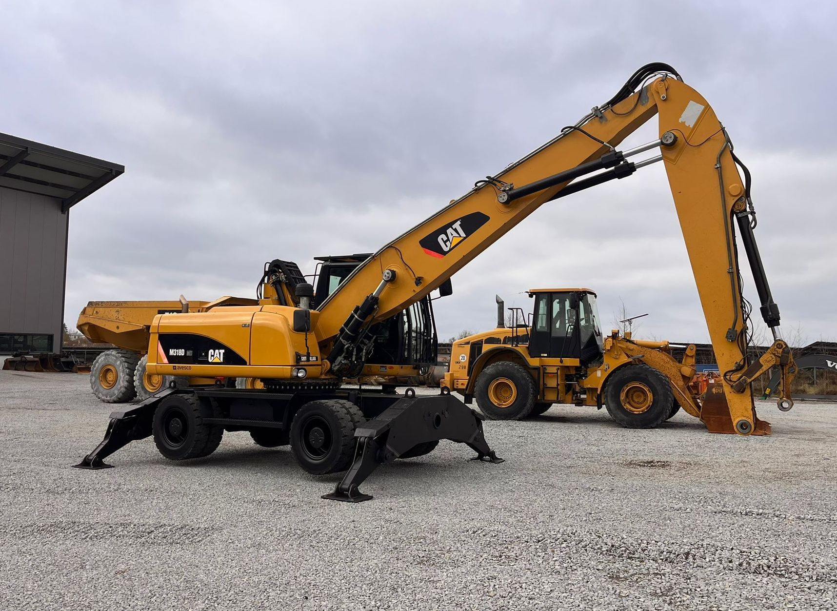 ٢٠١٢ كاتربيلر M318D MH-46157490